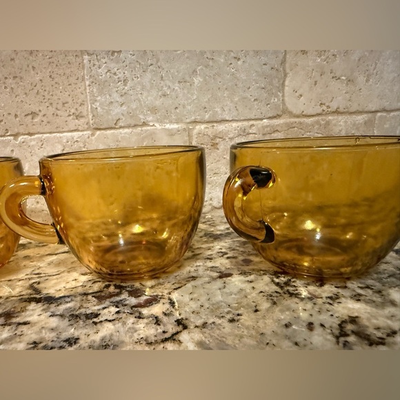 Vintage Amber Indiana Glass Sunburst Teacups. - Picture 4 of 7